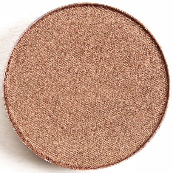 ⭐️HOST PICK⭐ MAC Cosmetics: Eye Shadow in Woodwinked - Picture 13 of 15